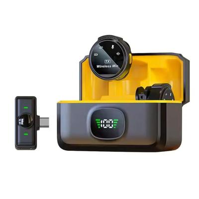 Side profile of Q8 wireless mic clip on transmitter unit for mobile content creation